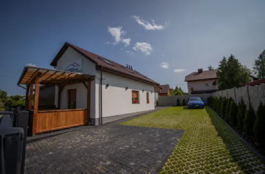 卡塔爾齊娜公寓 酒店