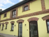 Vacation Apartment "Zum Alten Pferdestall" - Somewhere in the Middle of Nowhere