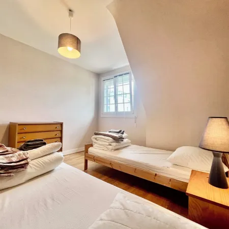 Charming neo-Breton house 2 steps from the sea Parking Wifi fenced garden