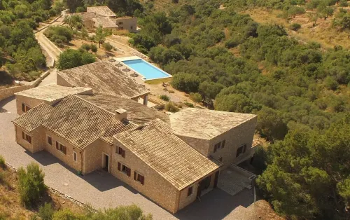 Son Pages - two exclusive houses with sea views, large pool, fully air-conditioned