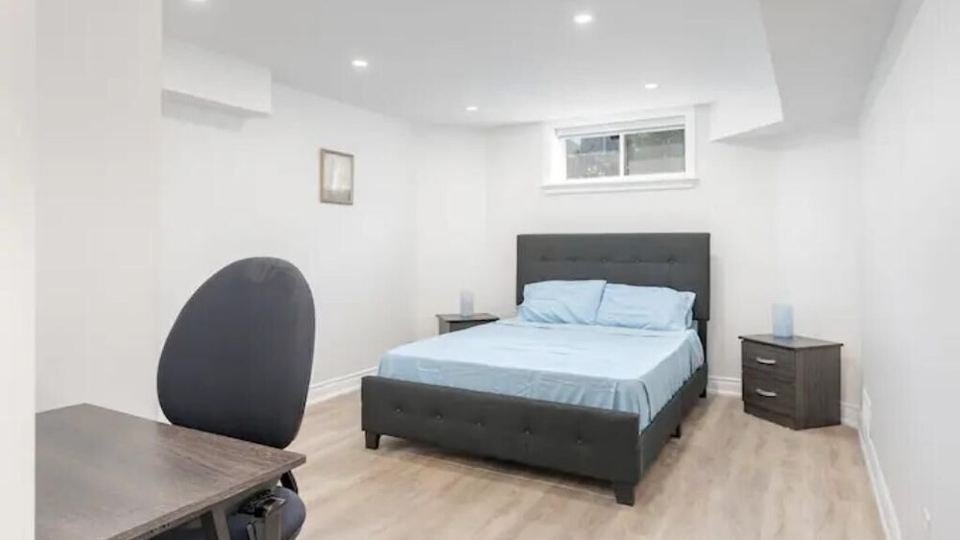 Cozy 1BR Lower Level Unit