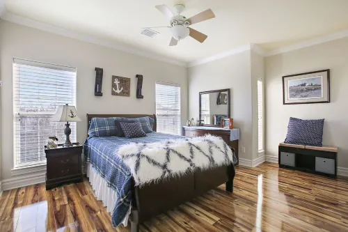 Boardwalk Home One Block to Kemah Activities