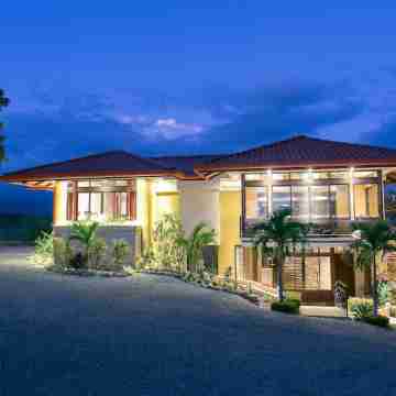 Ultra Luxury with Panoramic Views, Private Infinity pool and natures paradise Hotel Exterior