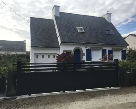 House Near Paths and the Ria d'Etel 6 Pers. Hotels in Plouhinec