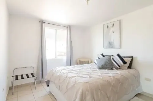 Cute, cozy, and relaxing home near the beach in Ensenada! No club noise!
