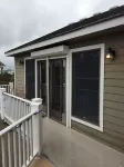 Venus Studio: Hottub, King Bed, Kayak, Bikes, SUP,