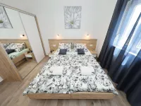 Apartment for 4-6 persons with sea view and pool use Hotels near Seline AUTOCAMP Pisak