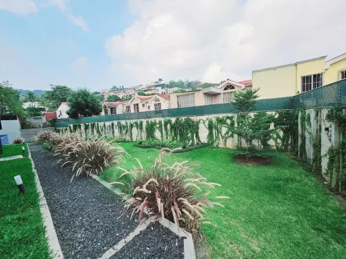 Elegant 2BR Luxury Retreat in Antiguo Cuscatlán w Amaizing View, Pool, GYM...