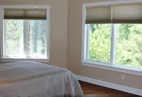 Modern & Large Oceanfront Home Close To Downtown And Amenities