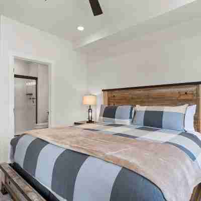 Terra Retreat #9 Condo Rooms