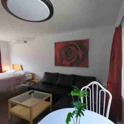 Qualicum Bay Resort Rooms