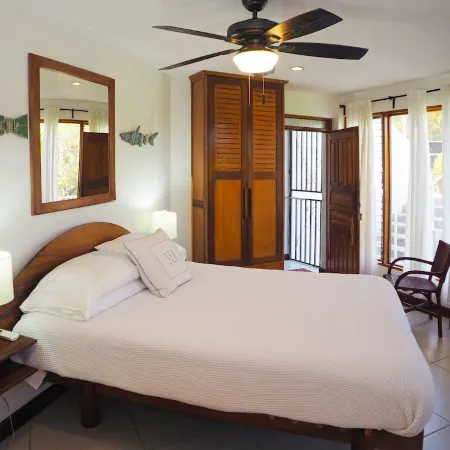 Breathtaking Views - Private Home - Beautifully Landscaped - Walk to the Beach