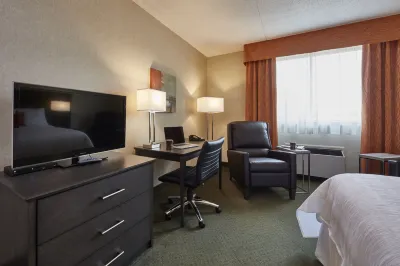 Travelway Inn Sudbury Hotels near Laurentian University McEwen School of Architecture