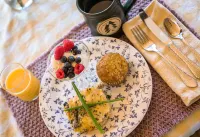 Timberholm Inn - Homestays