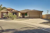 5 Mi to Surprise Stadium: Chic Home w/ Pool - Boutique