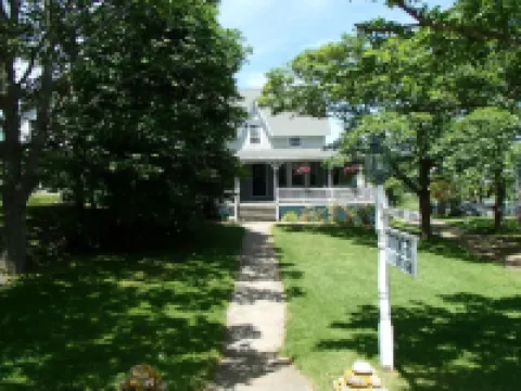 Dodge Cottage Hotels in Block Island