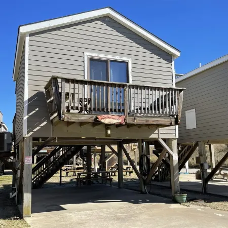 19 Oceans Door West Studio Bedroom Condo by RedAwning
