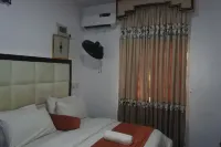 Hotel Diego & Suites