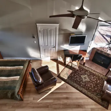 Birds of a Feather Victoria Oceanfront Studio Suites