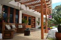 Casa del Viajero Hotels in Pifo