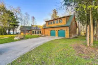 Lakefront Applegate Retreat w/ Private Beach! - 3-Sterne