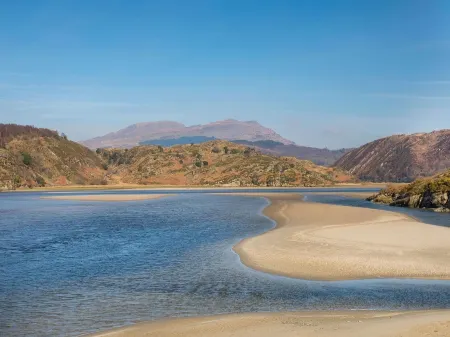 Big House Отели в г. Тросфинидд