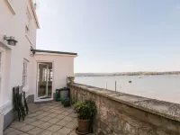 Searles Hotel a Lympstone