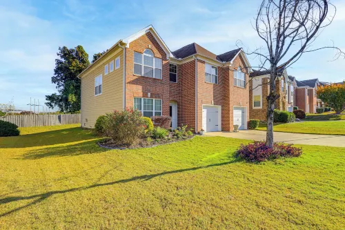 Near Airport and Dtwn Atlanta Union City Gem!