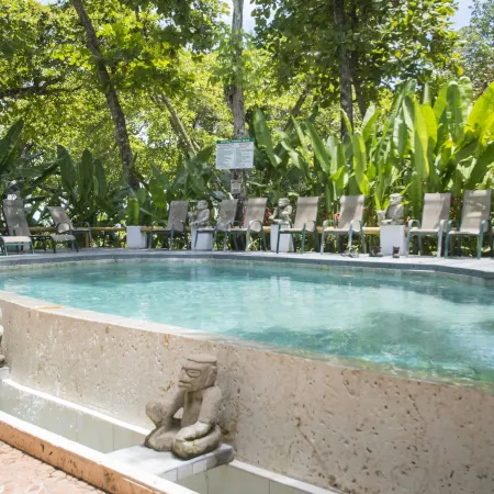 Oceanfront Hotel Verde Mar Direct Access to the Beach
