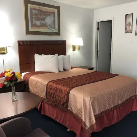 Best Budget Inn