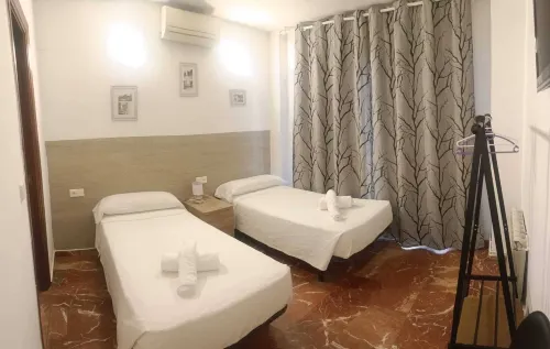 Hostal Nevot - Pensionat