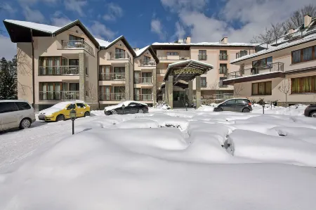 Hotel Prezydent Krynica Zdrój Отели в г. Nowosadecki