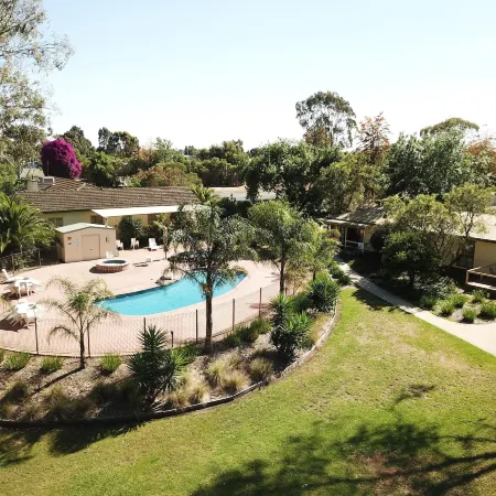 Winbi River Resort Holiday Rentals