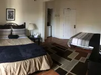 Dominion Hotel Hotels in Haliburton County