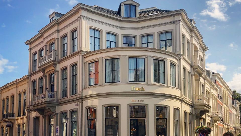 Finch Boutique Hotel, Downtown