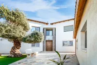 YalaRent Villa Enorma with Private Pool