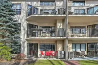 Condo on Big Boulder Lake w/ Community Pool Access - parking