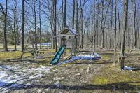 Springwater Cabin Near Hiking, Lakes, and Vineyards - Wifi