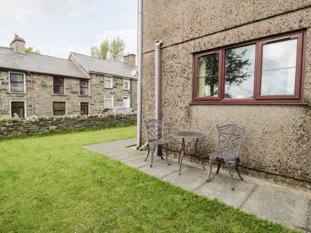 6 Stad Yr Ysgol Отели в г. Blaenau Ffestiniog