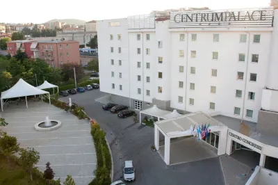 Centrum Palace Hotel & Resorts Hotel a 