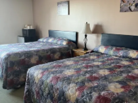 Eagle's Lodge Motel Hotels in Ellsworth