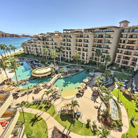 Cabo San Lucas Villa w/ Resort Amenities!