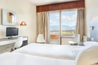 Hotel Vejo Hotels in La Poblacion