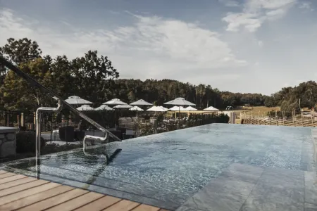 Smådalarö Gård Hotell & Spa Отели в г. Dalaro