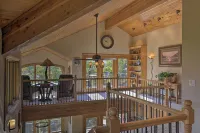 7 Mi to Copper Mtn: Condo w/ Deck & Stunning Views - Gym