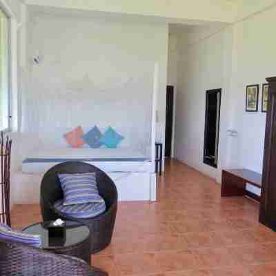 The Wild Orchid Resort - Moalboal Rooms