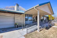 Bryce Canyon Area House w/ Mountain Views! - parking