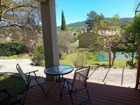 Comfortable studio with swimming pool in Vaison-la-Romaine - close to all amenities Hotels near Vaison la Romaine