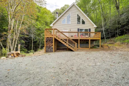 Greystone - Creekside Cabin Hike, Fish and Explore!