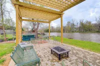 Riverfront Tennessee Retreat w/ Patio & Boat Ramp! - 3-Star